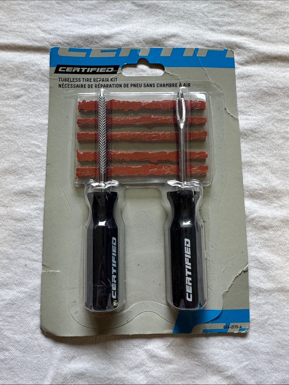 Black Tubeless Tire Repair Kit with Insert Tools